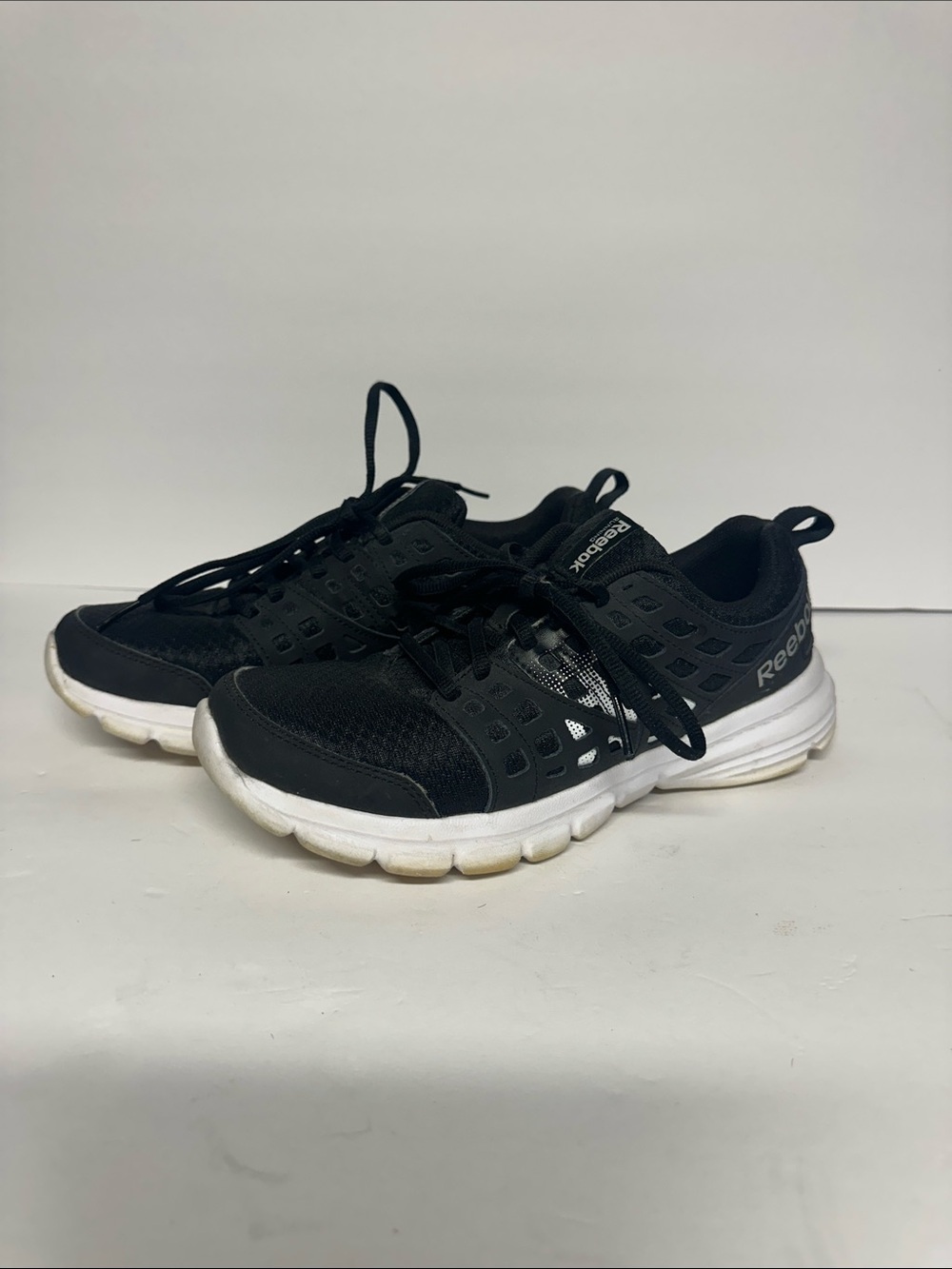 Reebok running shoes women’s size 7